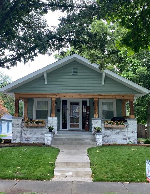 140 N Smart St, Greenwood, IN 46142