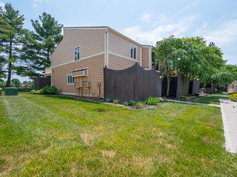 695 Ironwood Dr, Avon, IN 46123