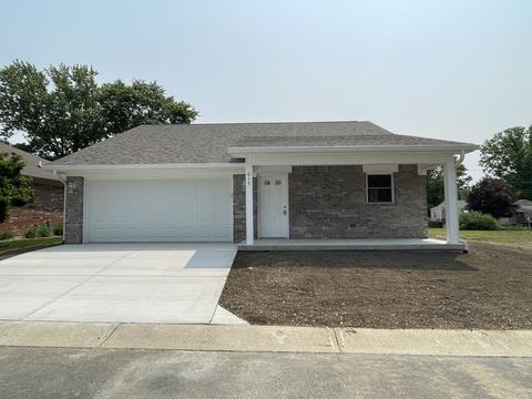 615 Peper Dr, Lebanon, IN 46052