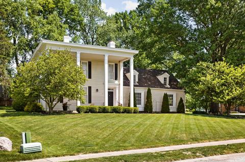 7516 Chestnut Hills Dr, Indianapolis, IN 46278