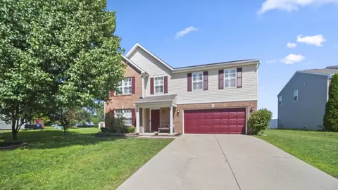 1565 Salina Dr, Avon, IN 46123