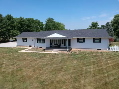 3196 E Base Rd, Greensburg, IN 47240