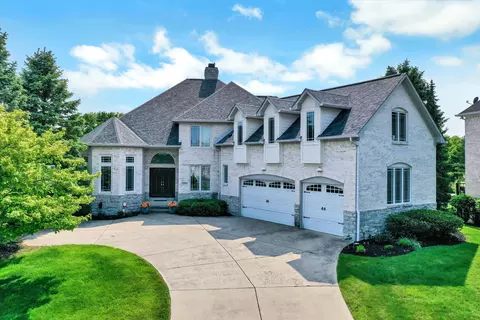 11400 Hawthorn Rdg, Fishers, IN 46037