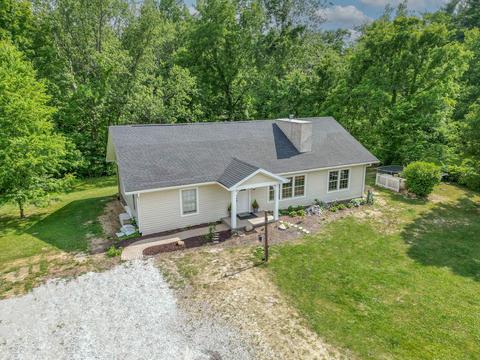 341 W Milhon South Dr, Mooresville, IN 46158