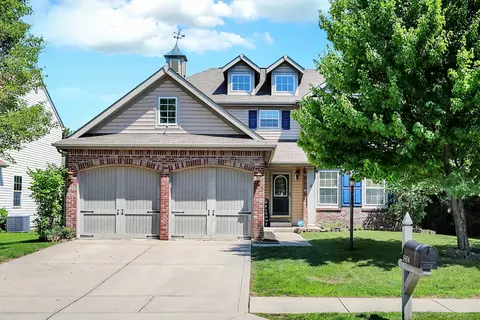5914 Copeland Mills Dr, Indianapolis, IN 46221