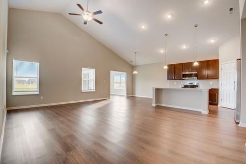 6850 Aster Dr, Pendleton, IN 46064 photo 2