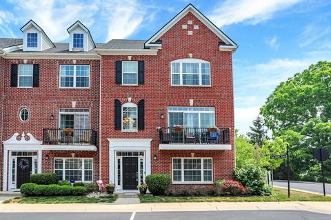 925 1st Ave NW, Carmel, IN 46032