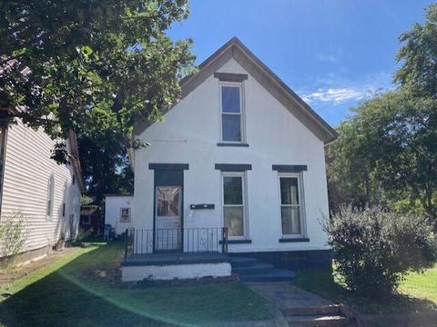 215 W Pike St, Crawfordsville, IN 47933