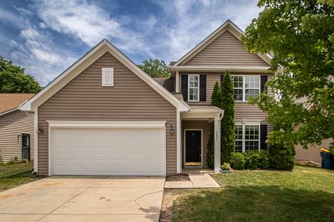 5837 Long Lake Ln, Indianapolis, IN 46235