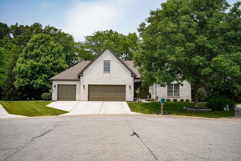 4300 Tally Ho Cir, Zionsville, IN 46077