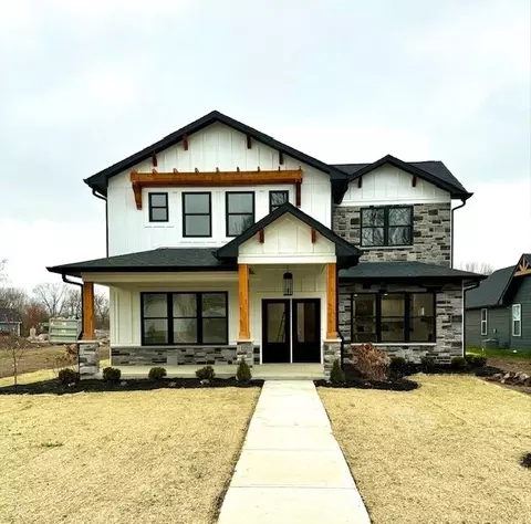 410 S Main St, Pendleton, IN 46064