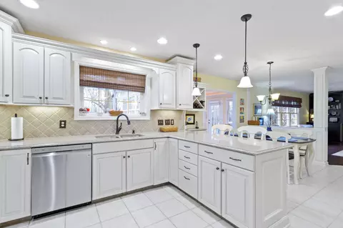 9755 Covington Blvd, Fishers, IN 46037 photo 15