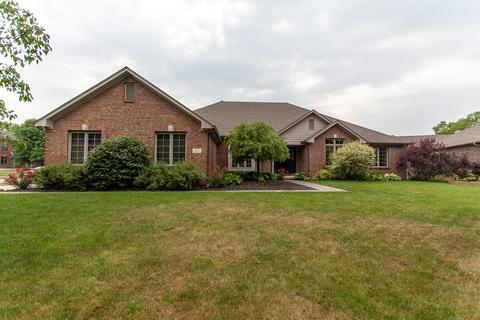 612 Woodview Dr, Whiteland, IN 46184