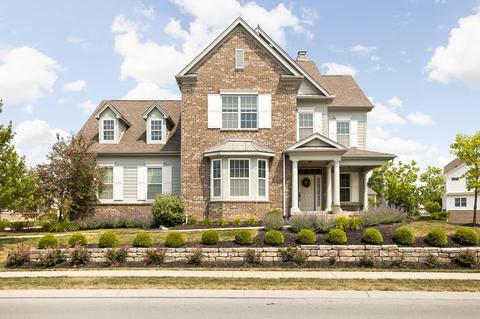 16922 Oak Manor Dr, Westfield, IN 46074