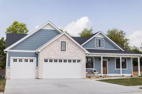 7606 W Saddle Gate Dr, Bloomington, IN 47404