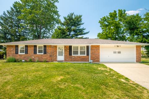 2740 Magnolia Ct, Columbus, IN 47203
