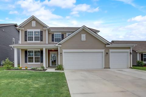 1828 Turning Leaf Dr, Franklin, IN 46131