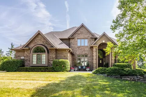 4840 Willow Ridge Ct, Zionsville, IN 46077