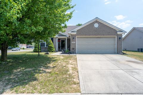 5527 Rambling Dr, Indianapolis, IN 46239