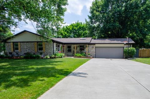 4287 Windview Cir, Greenwood, IN 46142