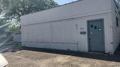 687 Indiana Ave, Terre Haute, IN 47804
