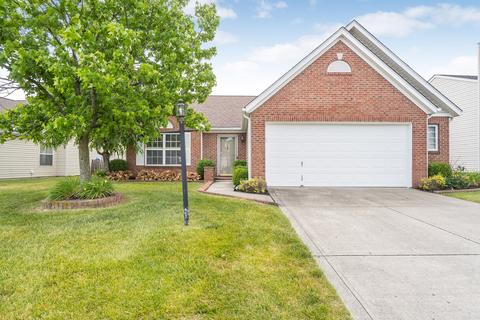 12223 Carriage Stone Dr, Fishers, IN 46037