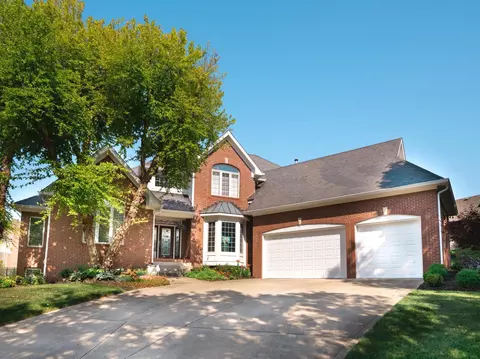 1382 Eagle Valley Dr, Greenwood, IN 46143