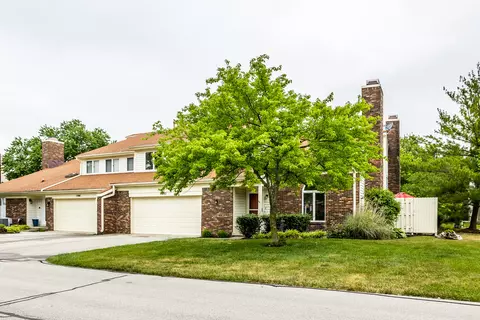 1502 Dominion Dr, Zionsville, IN 46077