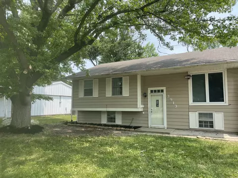 3913 Eisenhower Dr, Indianapolis, IN 46254