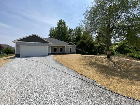 101 Lincoln, Coatesville, IN 46121