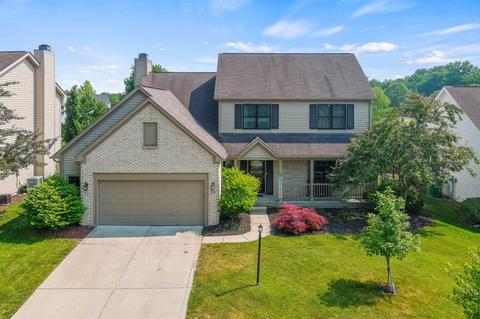 12007 Weathered Edge Dr, Fishers, IN 46037