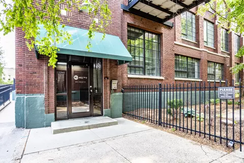624 E Walnut St #44, Indianapolis, IN 46204