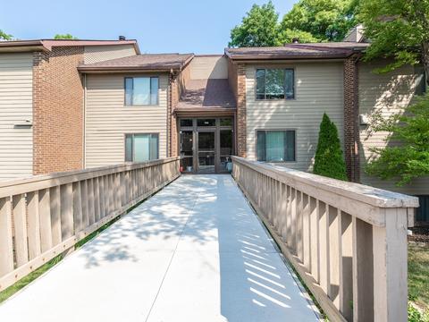 109 Knoll Ct #D, Noblesville, IN 46062