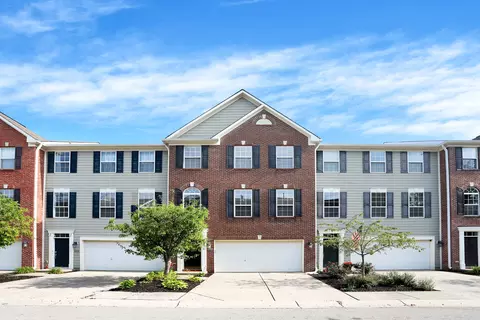 9090 Rider Dr, Fishers, IN 46038