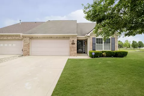 10676 Swan Ct, Indianapolis, IN 46231