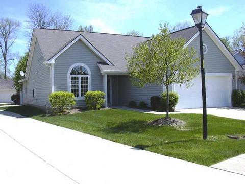 7457 Brackenwood Dr, Indianapolis, IN 46260