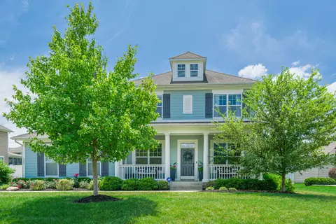 9203 Keystone Ct, Zionsville, IN 46077
