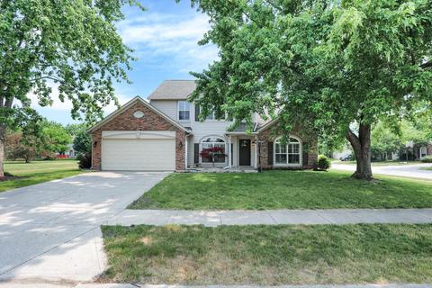 6755 Dorchester Dr, Zionsville, IN 46077