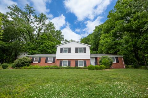 335 Garden Dr, Spencer, IN 47460