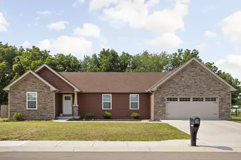 118 Abbey Ln, Crawfordsville, IN 47933