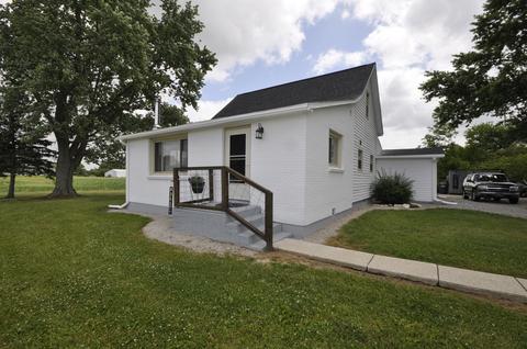 8351 W 100 N, Farmland, IN 47340