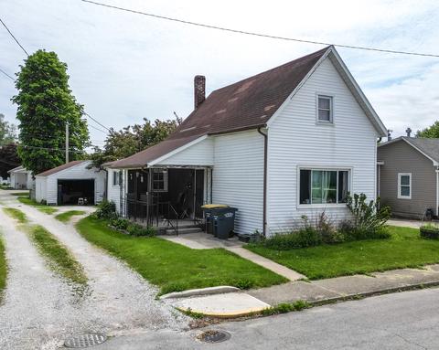 115 3rd St, Tipton, IN 46072