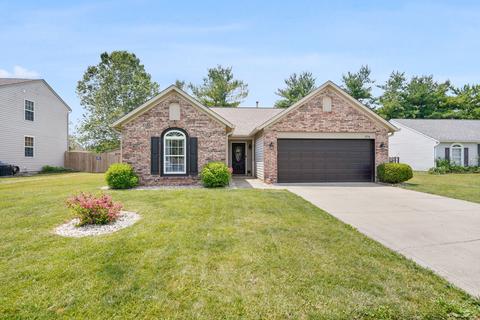 976 Canary Creek Dr, Franklin, IN 46131