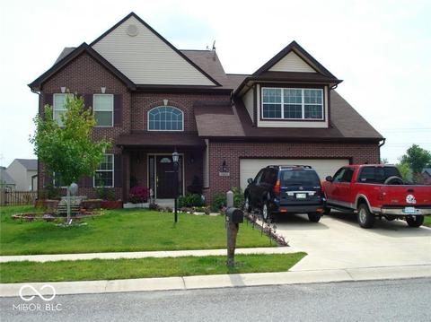 11615 Brook Crossing Ln, Indianapolis, IN 46229