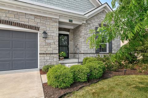 12612 Broadmoor Ct S, Fishers, IN 46037