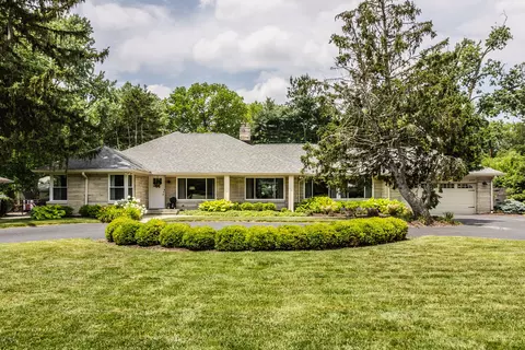6320 Spring Mill Rd, Indianapolis, IN 46260