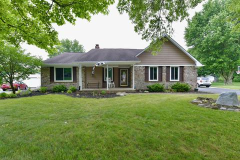 5909 Tulip Dr, Brownsburg, IN 46112