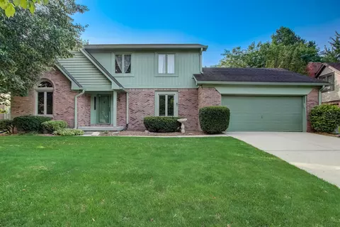 715 Firethorn Cir, Noblesville, IN 46062
