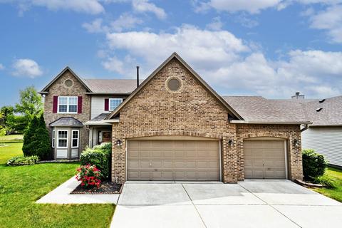 1935 Bridgewater Dr, Avon, IN 46123