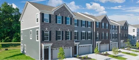 6911 Adalene Ln, Carmel, IN 46033